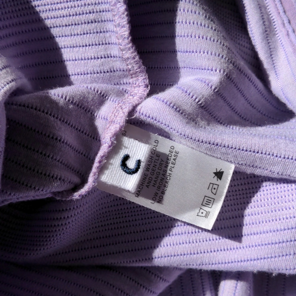 Roucha Tend Textured Long Sleeve Clean Top - Picture 8 of 8